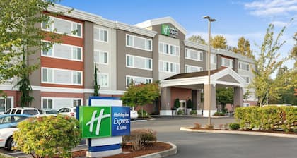 Holiday Inn Express & Suites Marysville by IHG