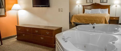 Desk, blackout curtains, free WiFi, bed sheets