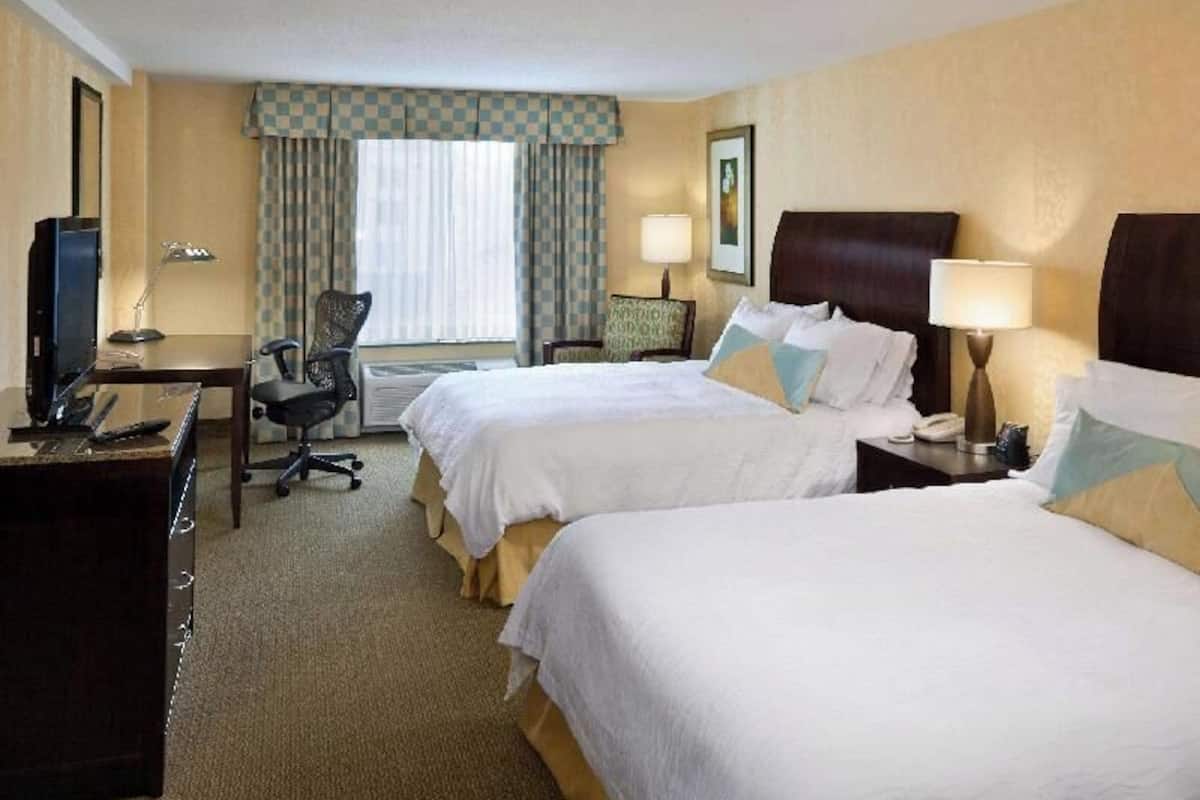 In-room safe, desk, iron/ironing board, free cots/infant beds