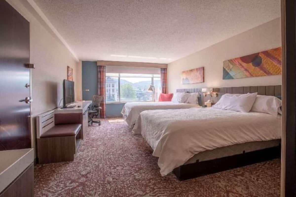 In-room safe, desk, iron/ironing board, free cribs/infant beds