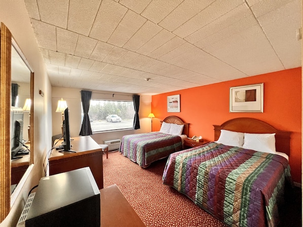 Classic Single Room, 2 Queen Beds | 1 bedroom, desk, laptop workspace, soundproofing