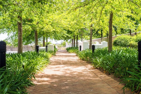 Exterior. De Zalze Lodge