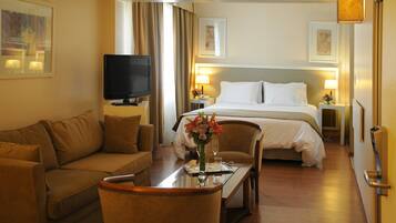 Ropa de cama de alta calidad, cubrecamas y colchones con pillow-top