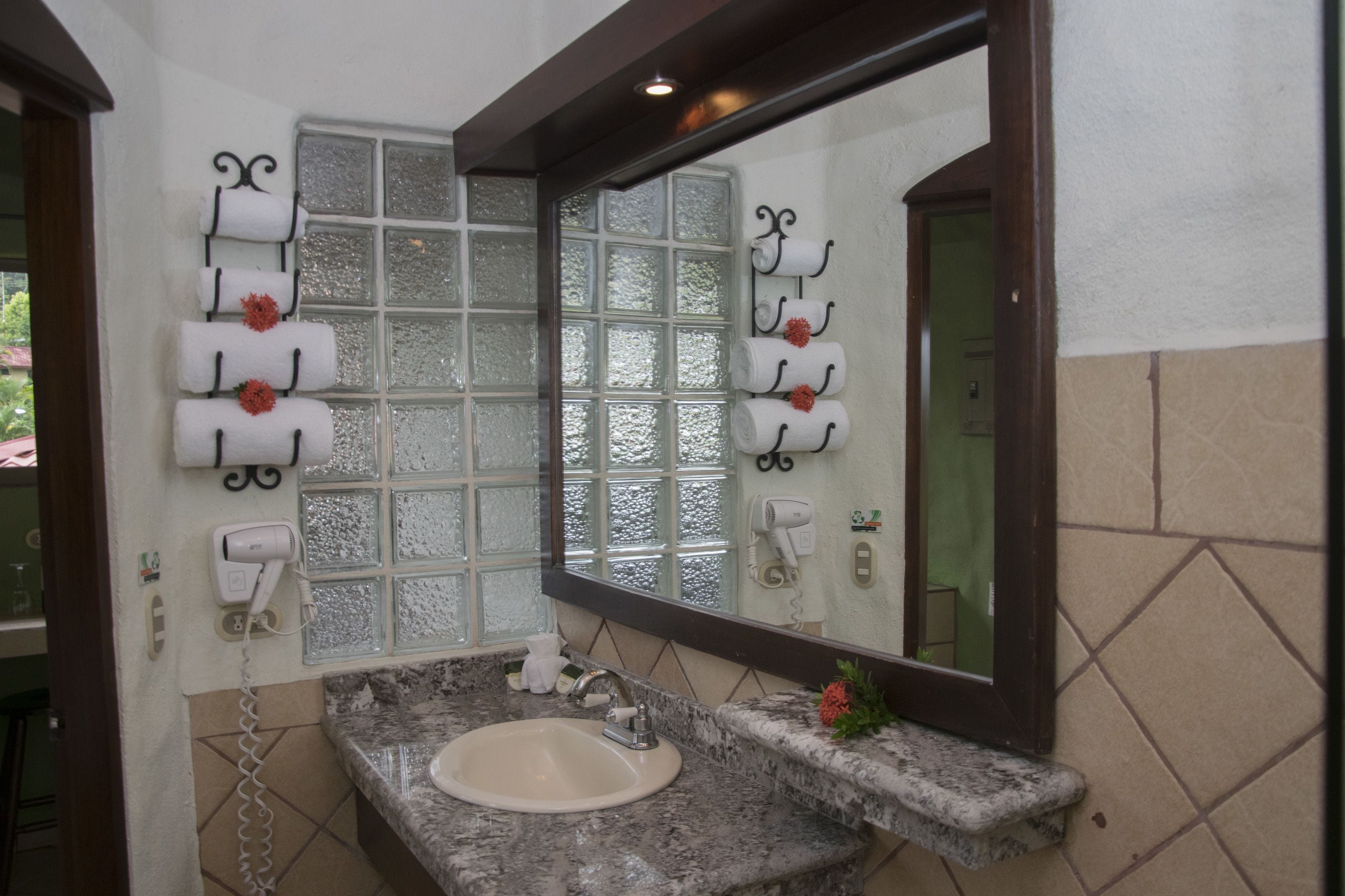 deluxe room | bathroom | shower, free toiletries, hair dryer, towels