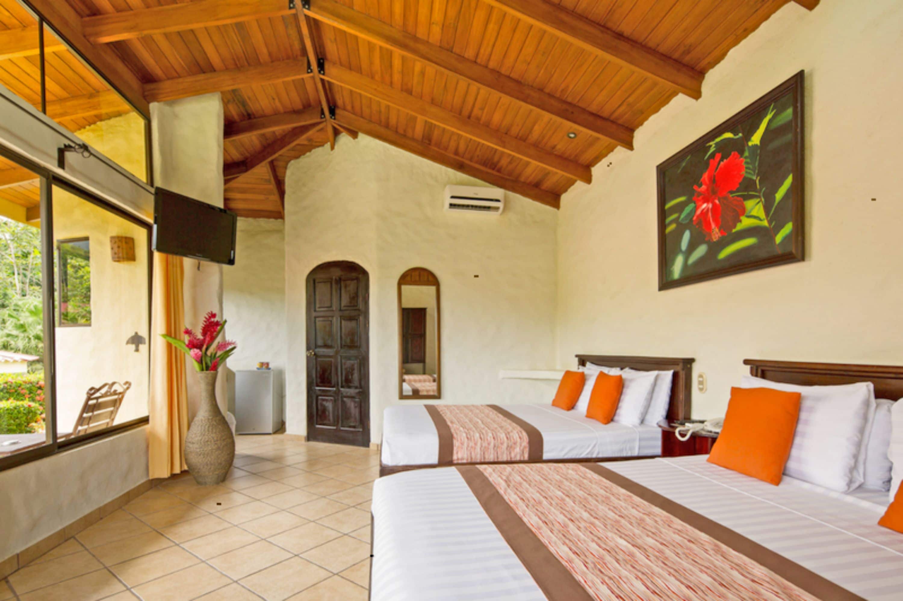 deluxe room | 1 bedroom, premium bedding, pillow-top beds, desk