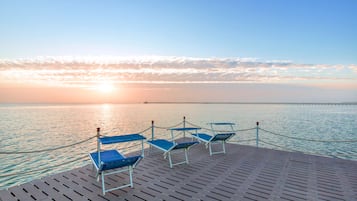 Ιδιωτική παραλία, αυτόνομη κατάδυση, beach bar