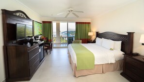 Dobbeltrom – premium | Minibar, safe på rommet, skrivebord og skrivebord for bærbar PC