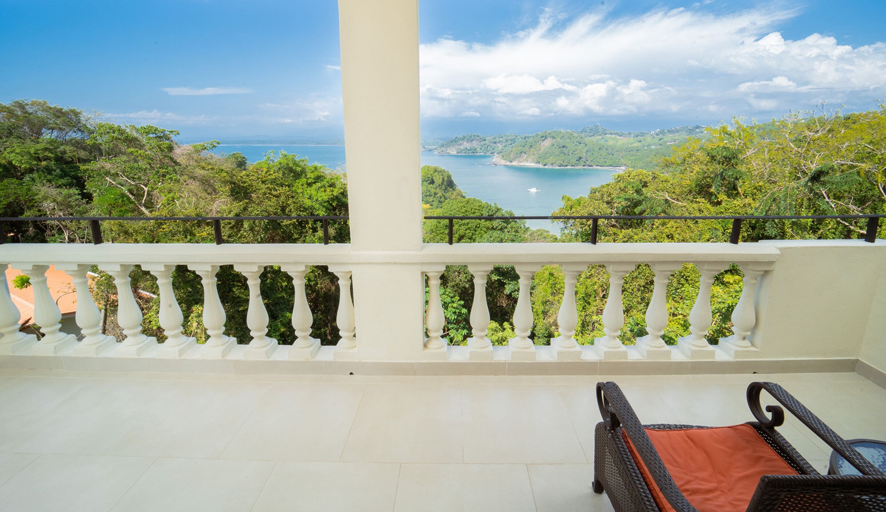 프리미엄 더블룸 | 발코니