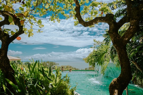 3 outdoor pools, open 7:00 AM to 7:00 PM, pool umbrellas, sun loungers. Parador Nature Resort and Spa