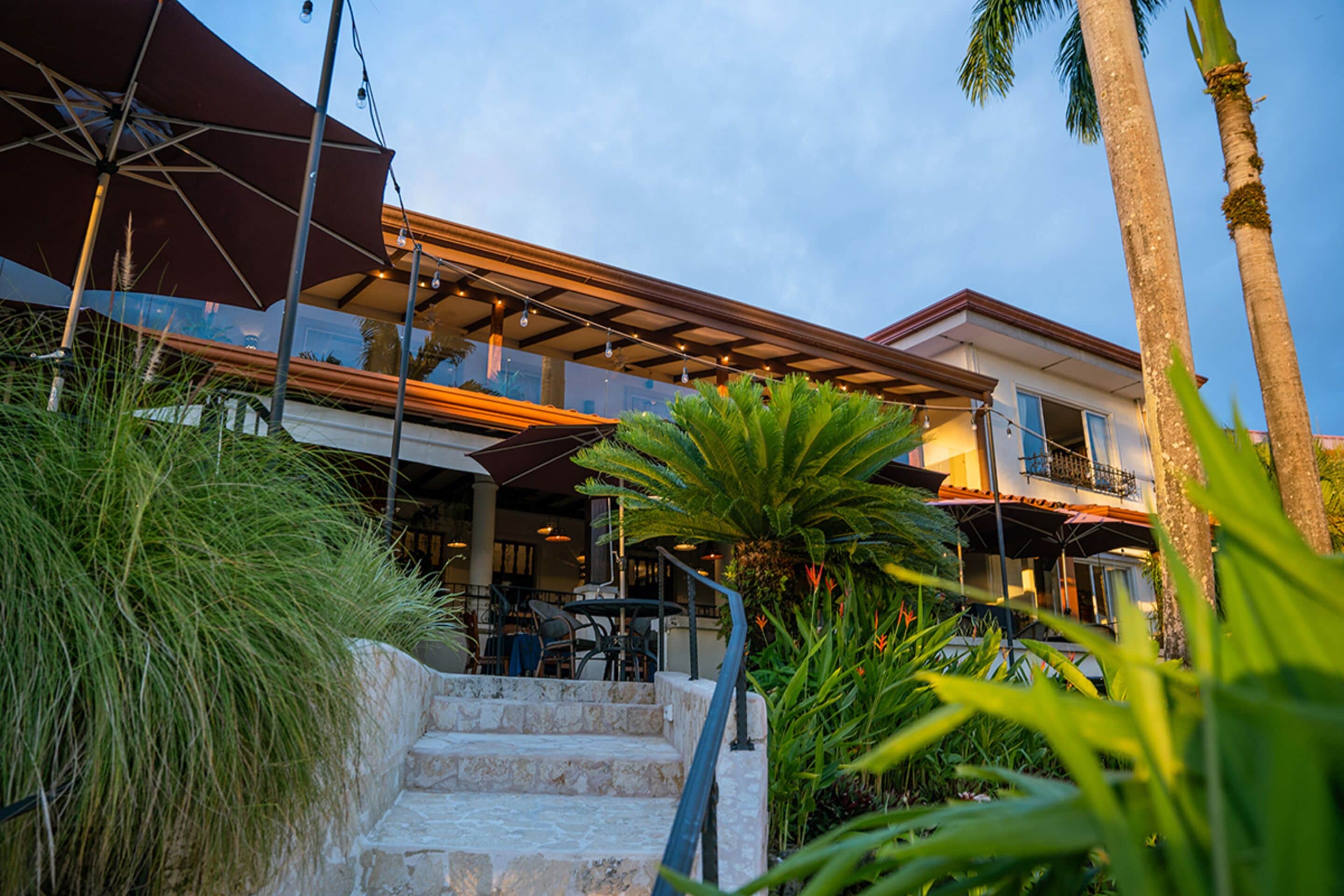 Frühstück, Mittagessen, internationale Küche, Blick aufs Meer 