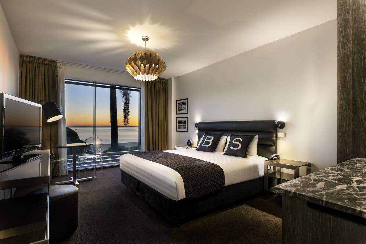 Deluxe-huone, 1 suuri parisänky, merinäköala | Näkymä huoneesta