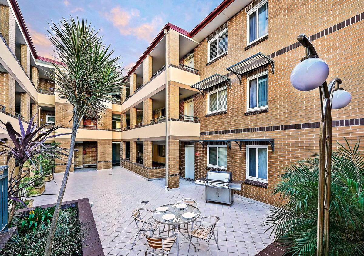 Comfort Inn & Suites Burwood