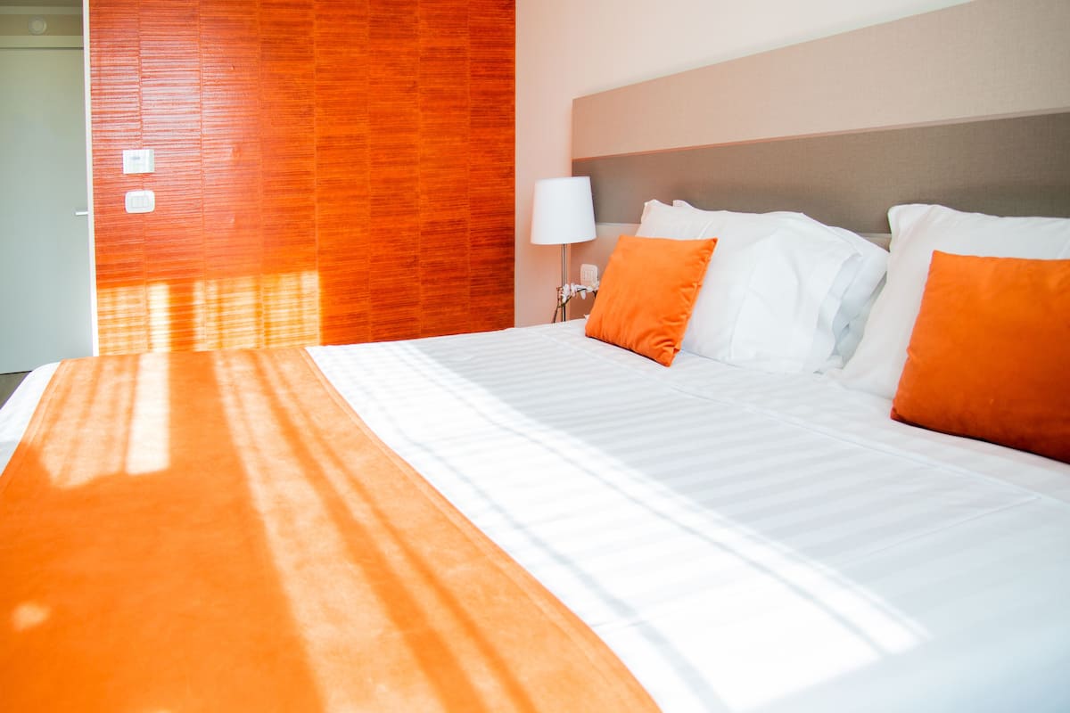 Down comforters, minibar, desk, blackout drapes