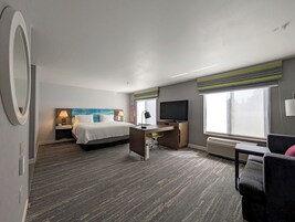 One king studio suite | In-room safe, iron/ironing board, free WiFi, bed sheets