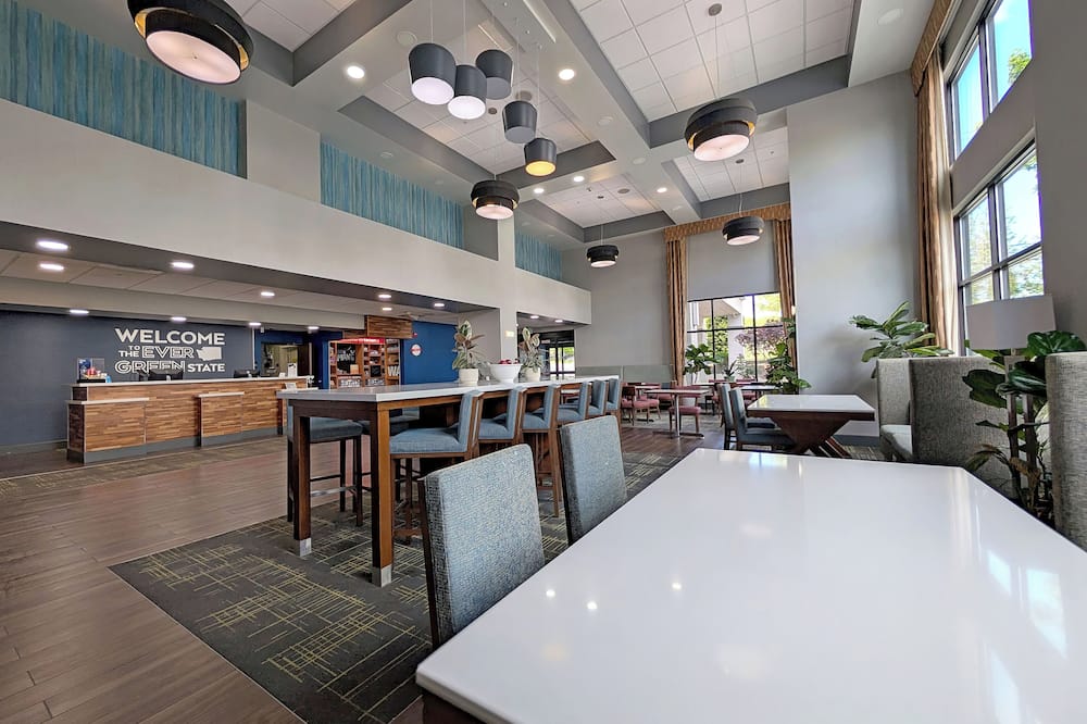 Hampton Inn & Suites Tacoma