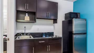 Full-size fridge, microwave