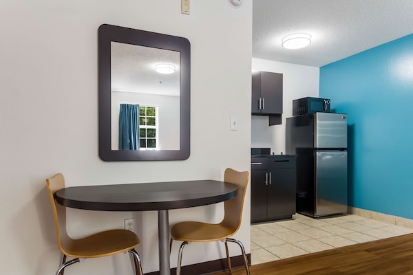 Frigorifero con congelatore, microonde