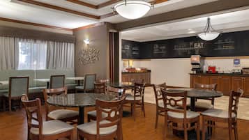 Free daily buffet breakfast