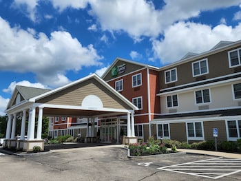 Holiday Inn Express Hotel & Suites Rochester by IHG