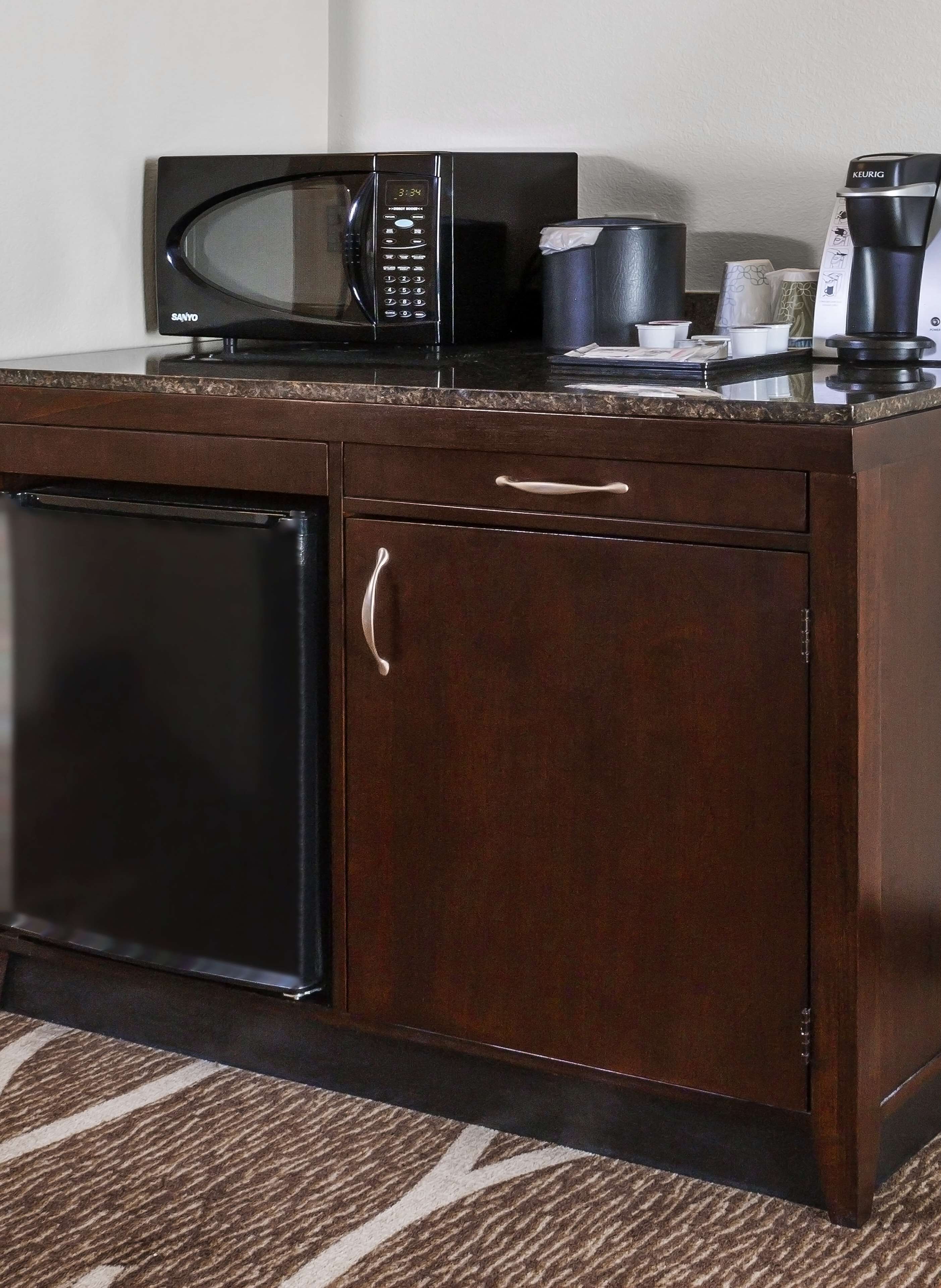 in-room safe, desk, laptop workspace, iron/ironing board