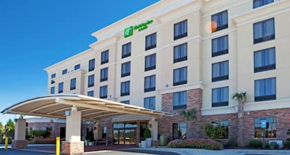 Holiday Inn & Suites Stockbridge/Atlanta I-75 by IHG