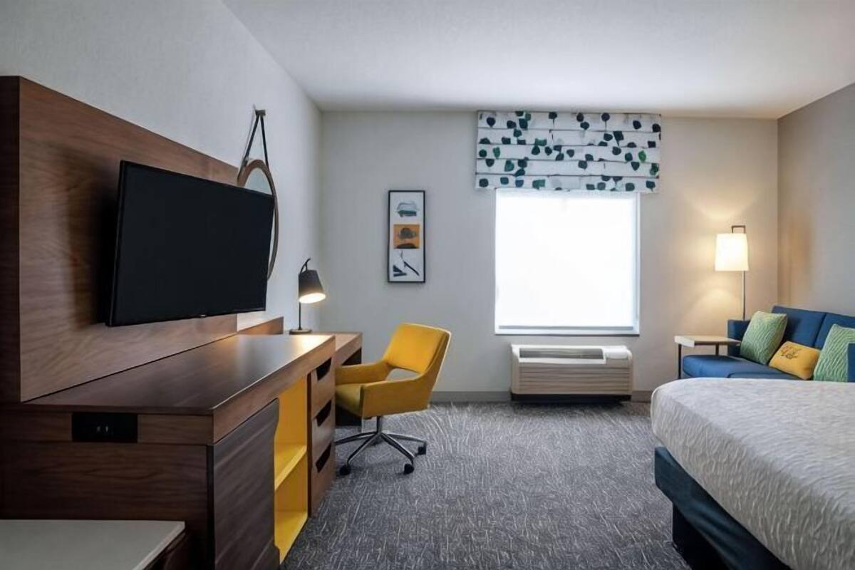 Cortinas blackout, tabla de planchar con plancha y wifi gratis