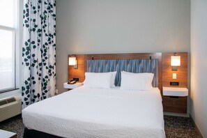 One Kn Acc Tub Studio Nosmok | Blackout drapes, iron/ironing board, free WiFi, bed sheets