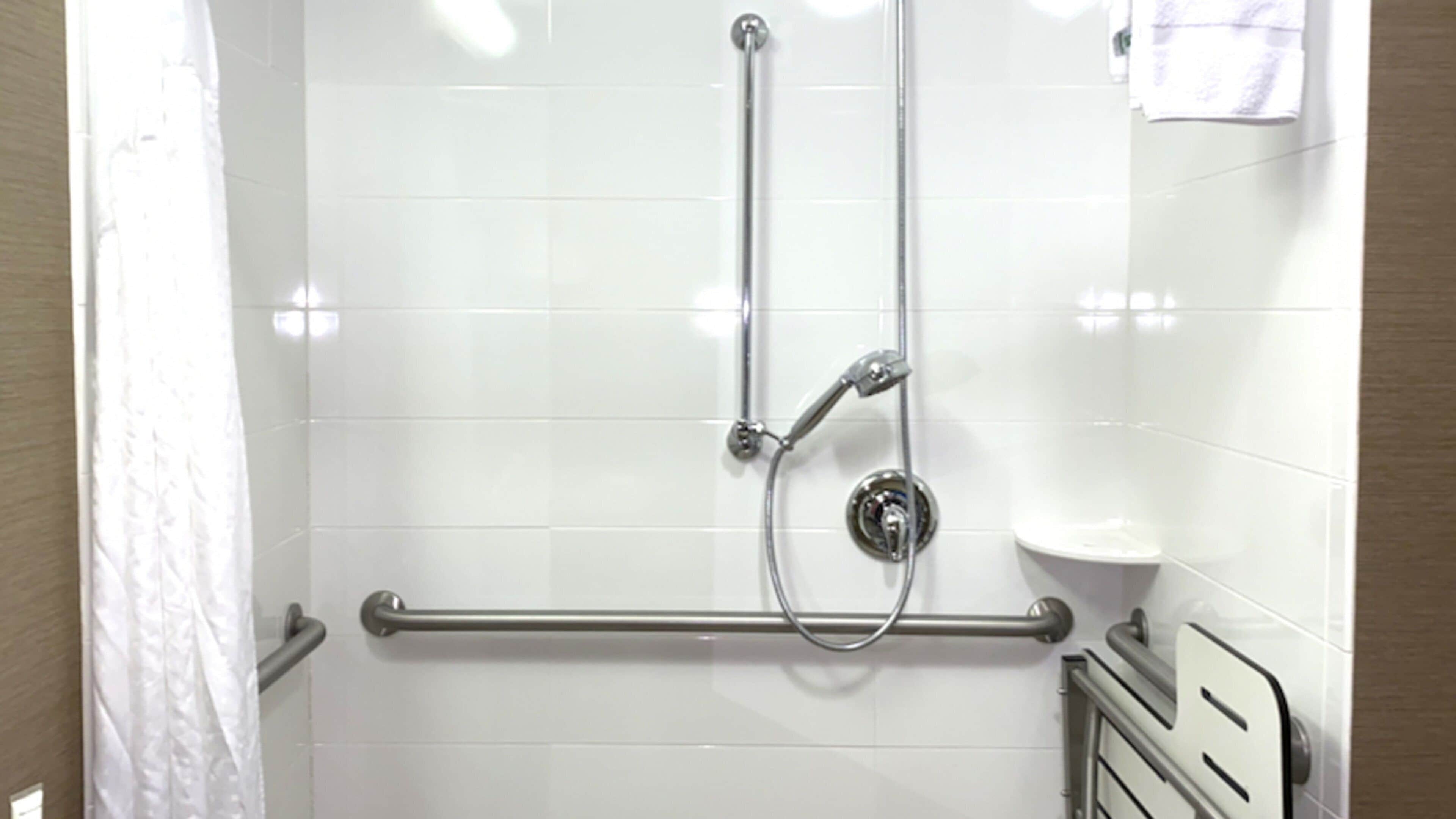 Photo - Holiday Inn & Suites Bakersfield by IHG