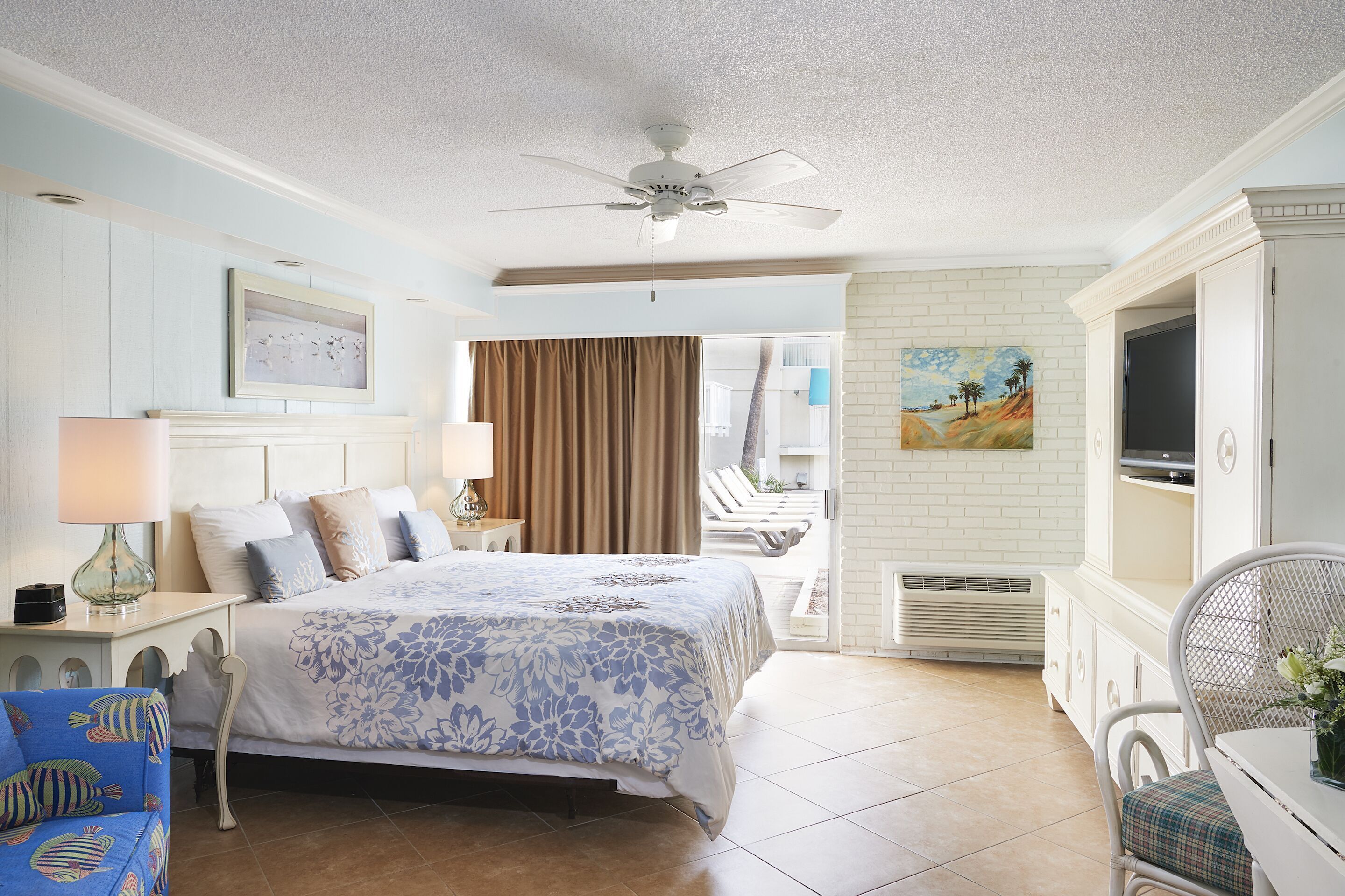 Hochwertige Bettwaren, Bügeleisen/Bügelbrett, kostenloses WLAN