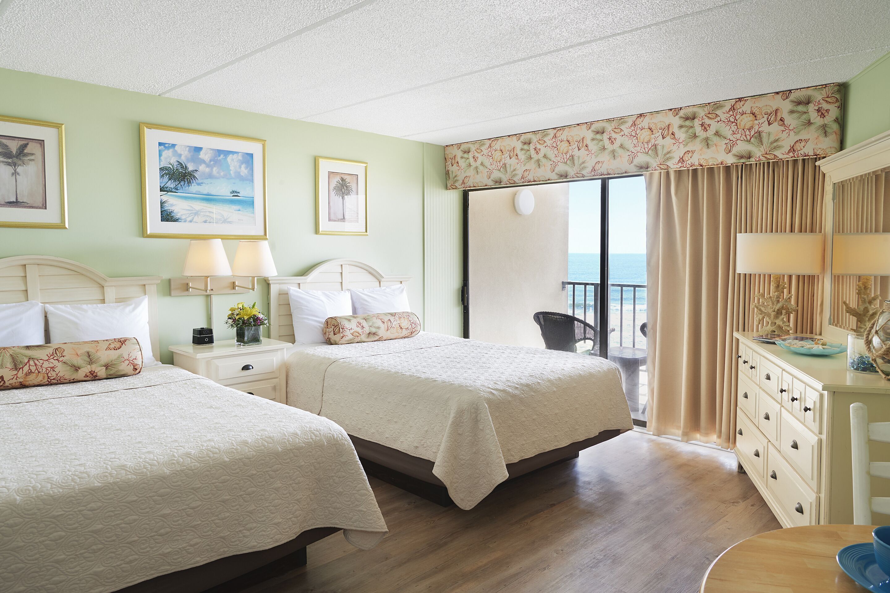 Hochwertige Bettwaren, Bügeleisen/Bügelbrett, kostenloses WLAN