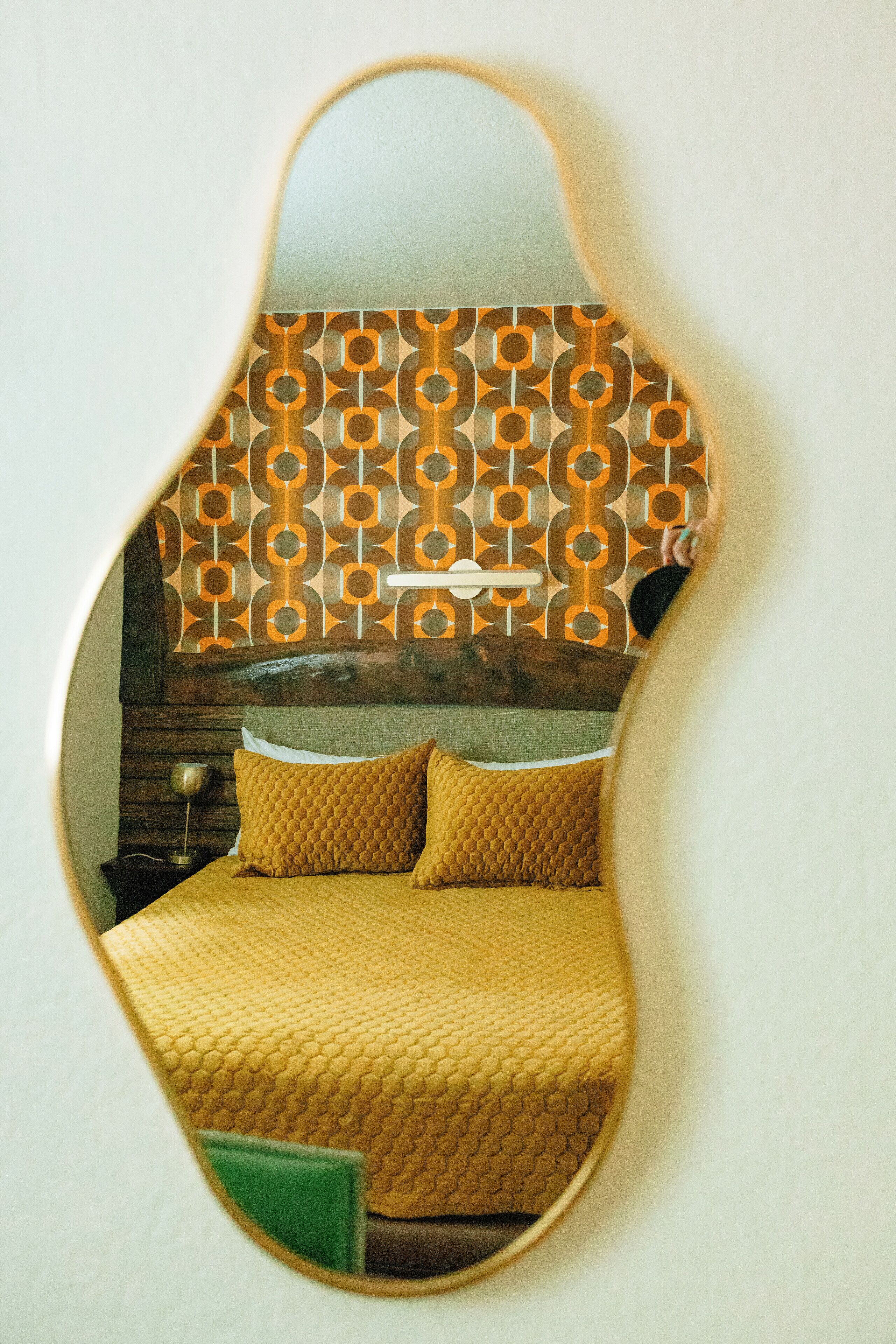 Suite Confort | Tabla de planchar con plancha, wifi gratis, ropa de cama y despertador 