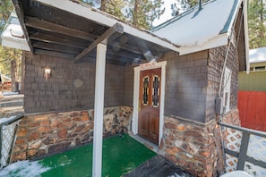 Cabaña tradicional | 1 dormitorio, tabla de planchar con plancha, wifi gratis y ropa de cama