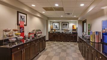 Tägliches inbegriffenes Frühstücksbuffet