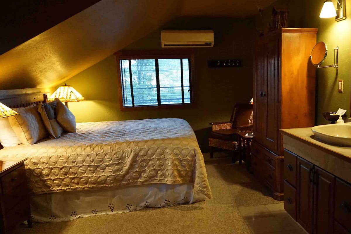 標準套房, 獨立浴室 (Rustic Rider Guest Room) | 摺床/加床 (收費)、免費 Wi-Fi、鬧鐘、獨特設計