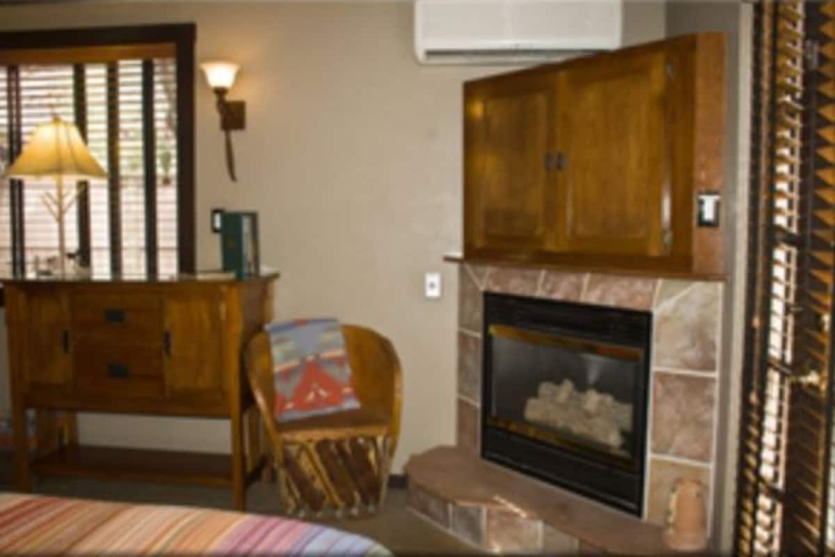 Individually decorated, individually furnished, rollaway beds, free WiFi