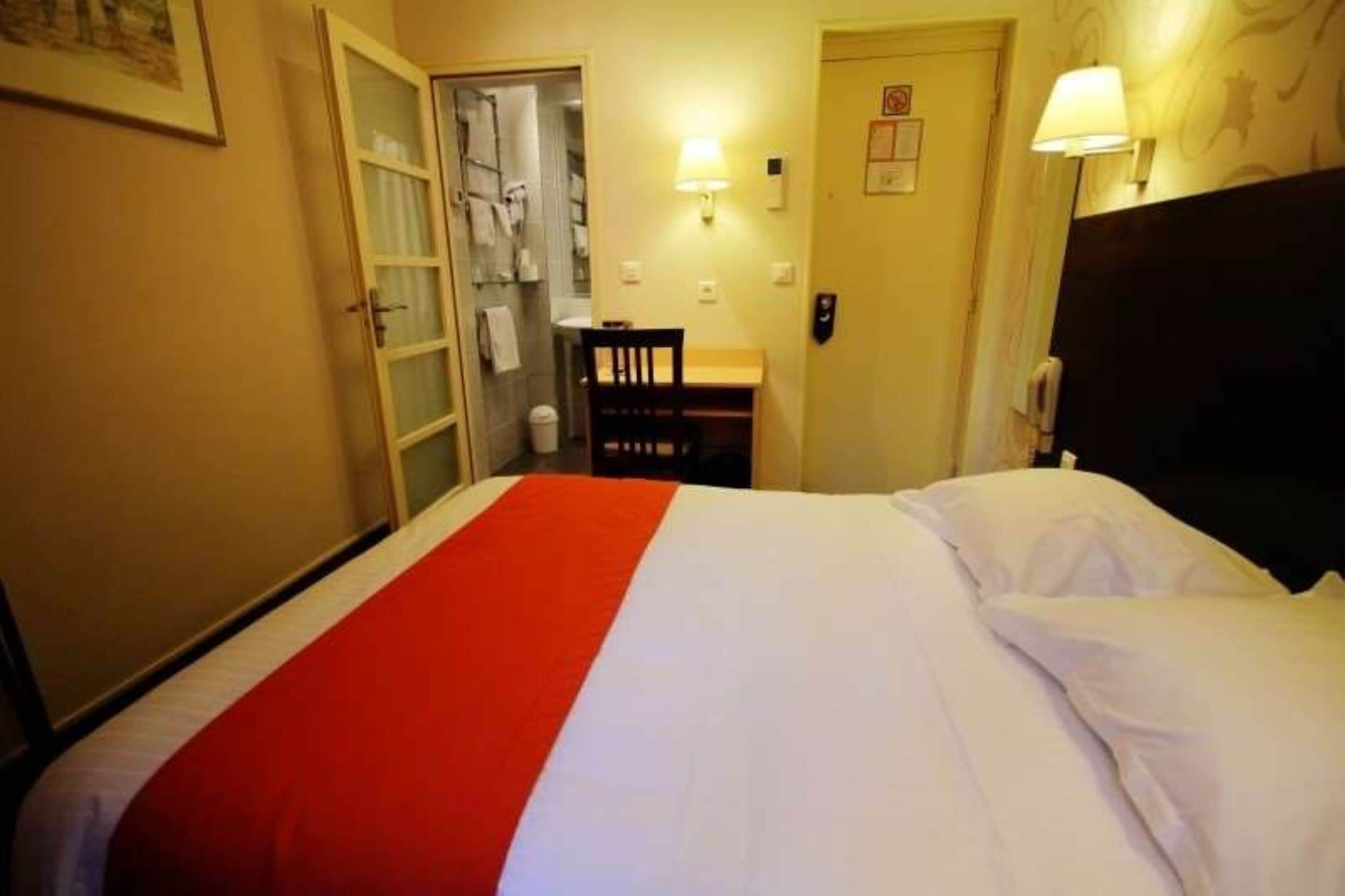 Foto - Hôtel Des Trois Gares