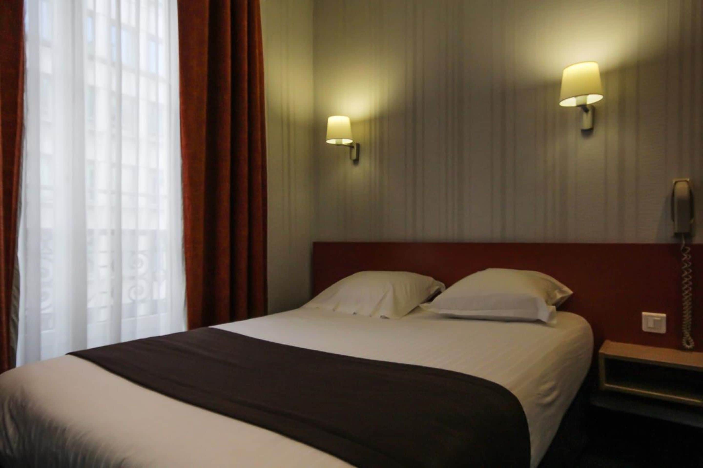 superior double room | in-room safe, soundproofing, iron/ironing board, free wifi