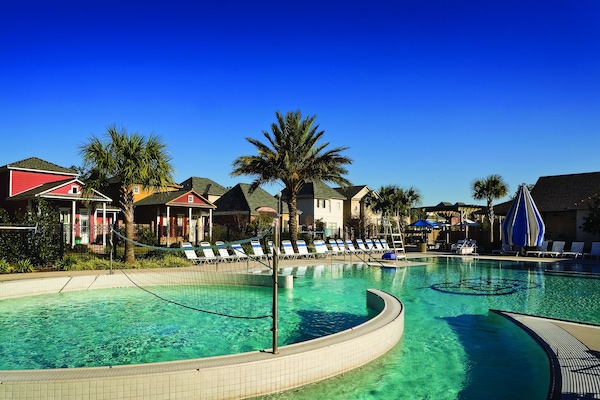Outdoor pool, pool umbrellas, sun loungers