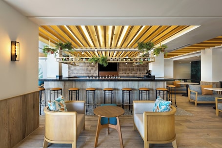 Lobby. Courtyard By Marriott Cancun Airport