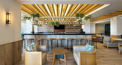 Courtyard By Marriott Cancun Airport