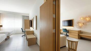 Suite junior, 1 habitación | Ropa de cama de alta calidad y edredón