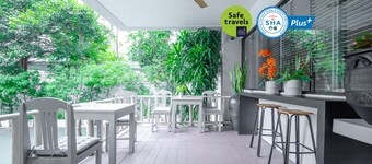 Yellow Ribbon Hills, Boutique Suites