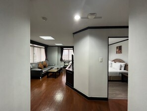 Executive Suite, 1 King Bed | Living area | 32-inch LCD TV with digital channels, TV - Yellow Ribbon Hills, Boutique Suites (Bangkok)