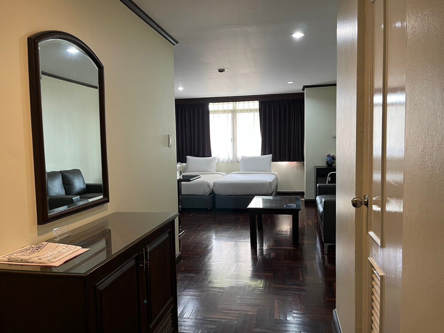 family suite | living area | 32-inch lcd tv with digital channels, tv
