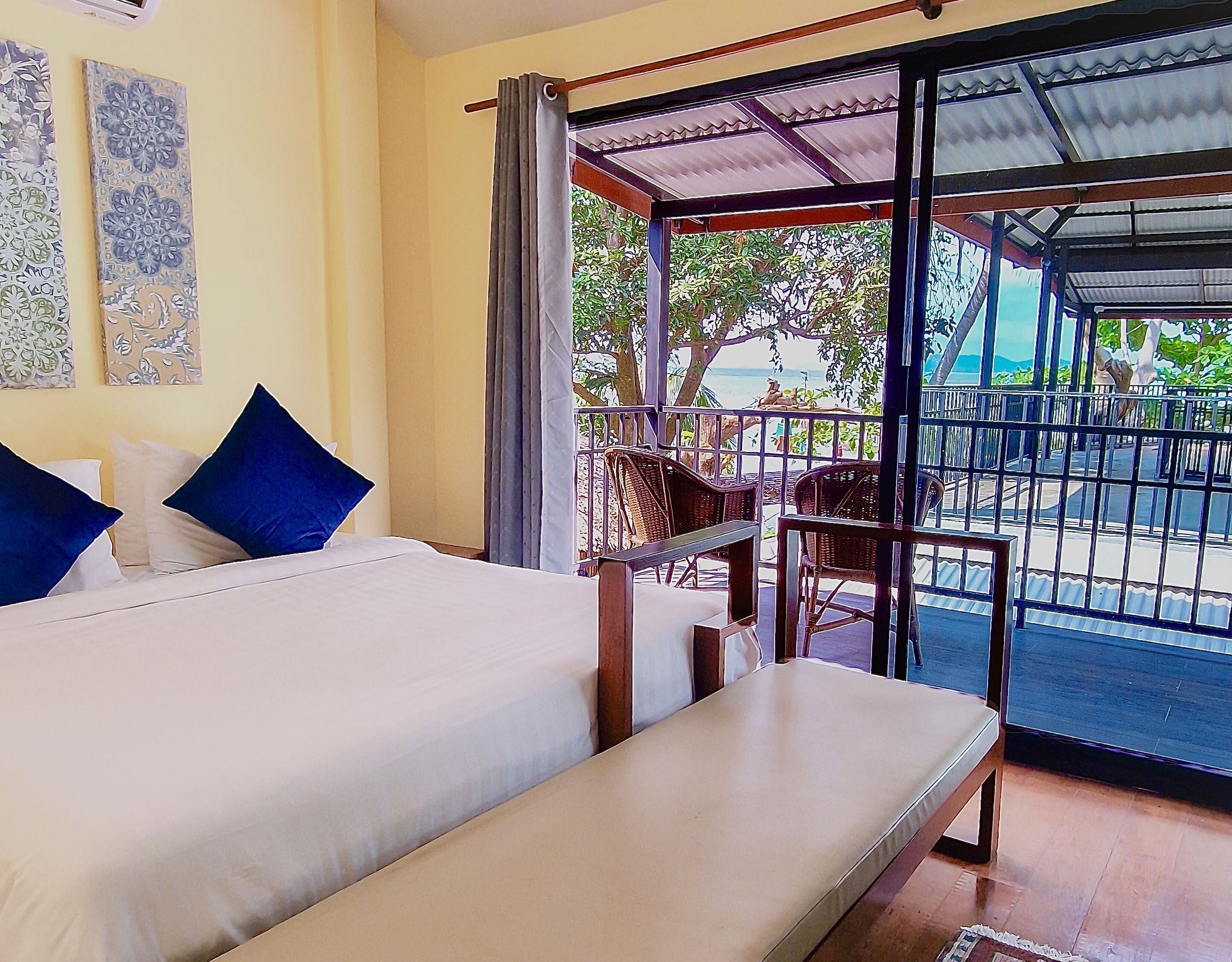 bungalow with garden view | 1 bedroom, premium bedding, minibar, in-room safe
