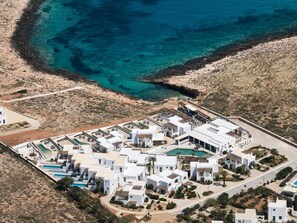 Exterior - Andronis Minois (Paros)