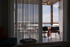 Terra Suite Sea View | 1 bedroom, hypo-allergenic bedding, minibar, in-room safe