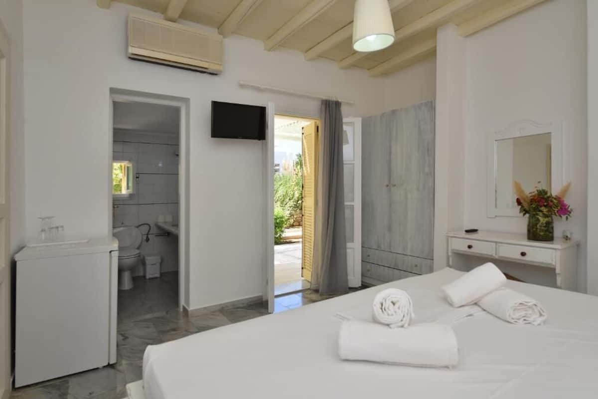 Huone, 1 makuuhuone, puutarha-alue | Allergiatestatut vuodevaatteet, pimennysverhot, äänieristys