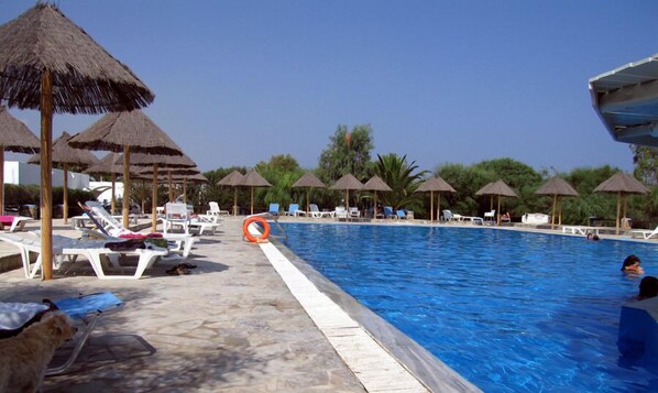 2 outdoor pools, pool umbrellas, pool loungers