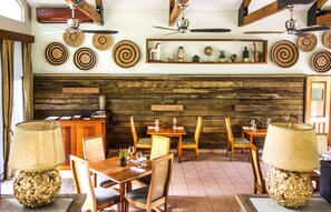 Breakfast, lunch and dinner served - Ka'ana Resort (San Ignacio)